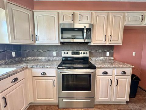 Tiny photo for 2767 N 300 West, Bluffton, IN 46714 (MLS # 202614661)