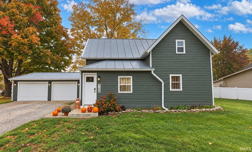 Photo of 706 S Wayne Street, Hamilton, IN 46742 (MLS # 202643863)