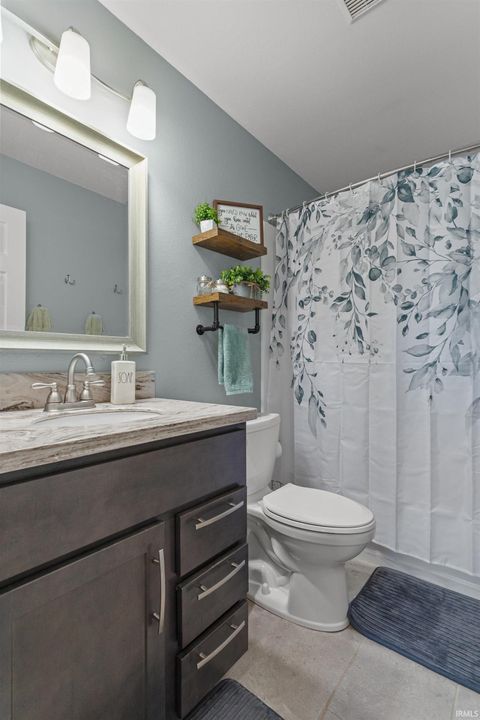 Tiny photo for 943 Gulf Shore Drive, Kokomo, IN 46902 (MLS # 202542290)
