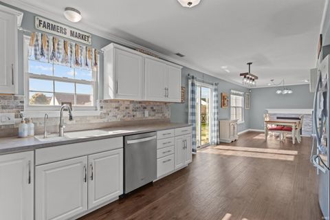 Tiny photo for 943 Gulf Shore Drive, Kokomo, IN 46902 (MLS # 202542290)