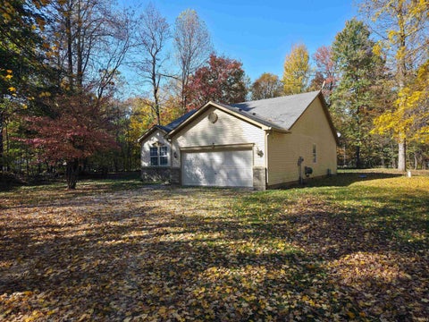 Tiny photo for 3000 Cheyenne Trail, Gosport, IN 47433 (MLS # 202644952)
