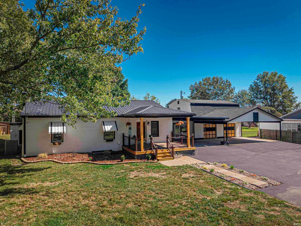 Photo of 8627 New Harmony Road, Evansville, IN 47720 (MLS # 202641856)