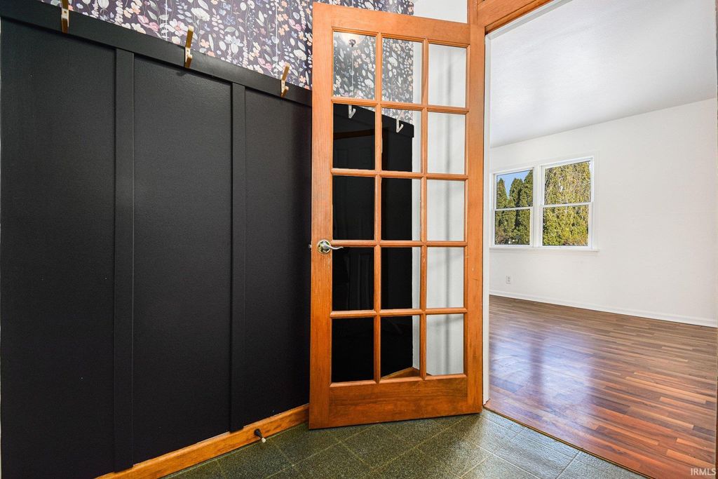 Photo of 1002 S 13th Street, Goshen, IN 46526 (MLS # 202604220)