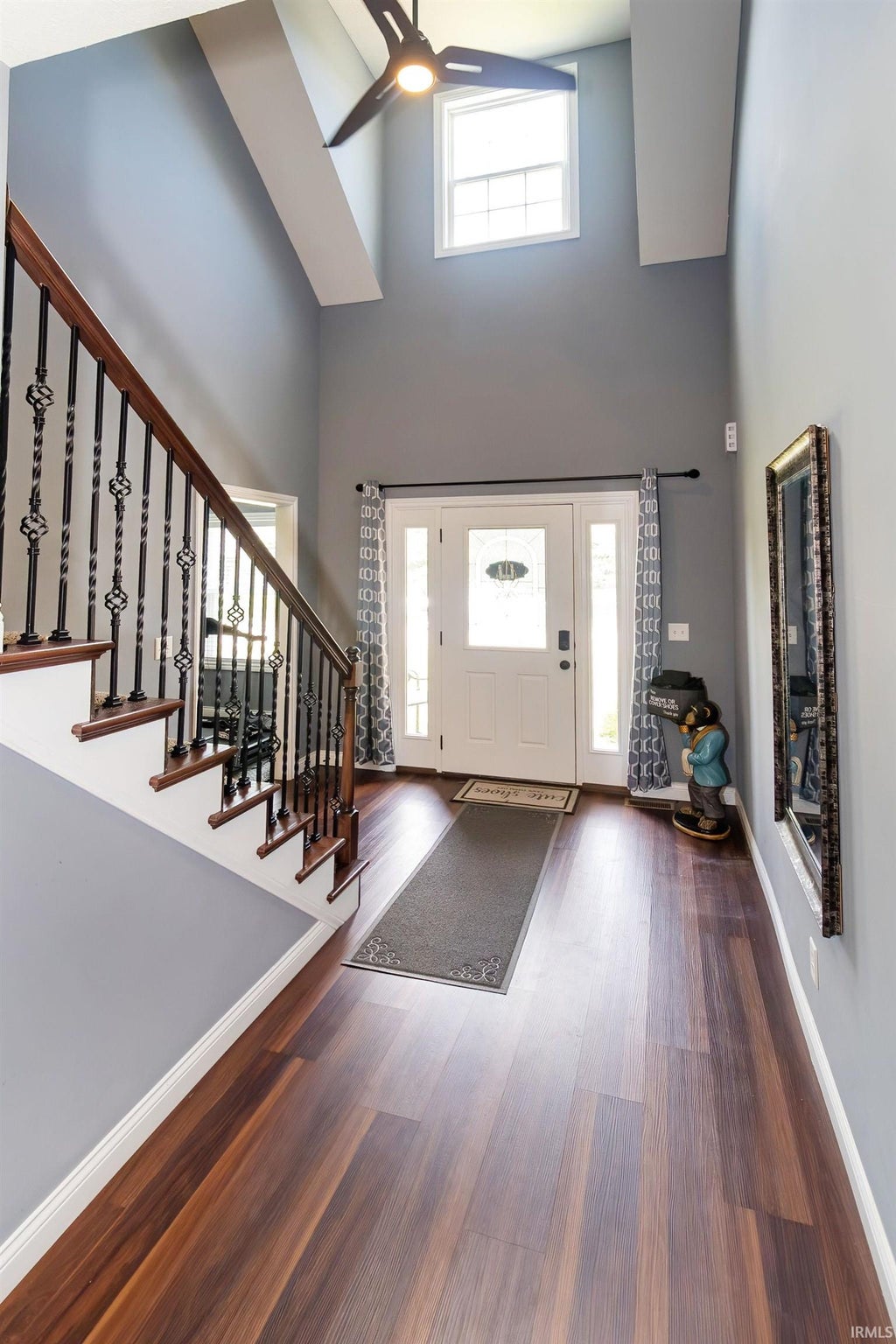 Photo of 1536 Breezy Creek Drive, Evansville, IN 47720 (MLS # 202629578)