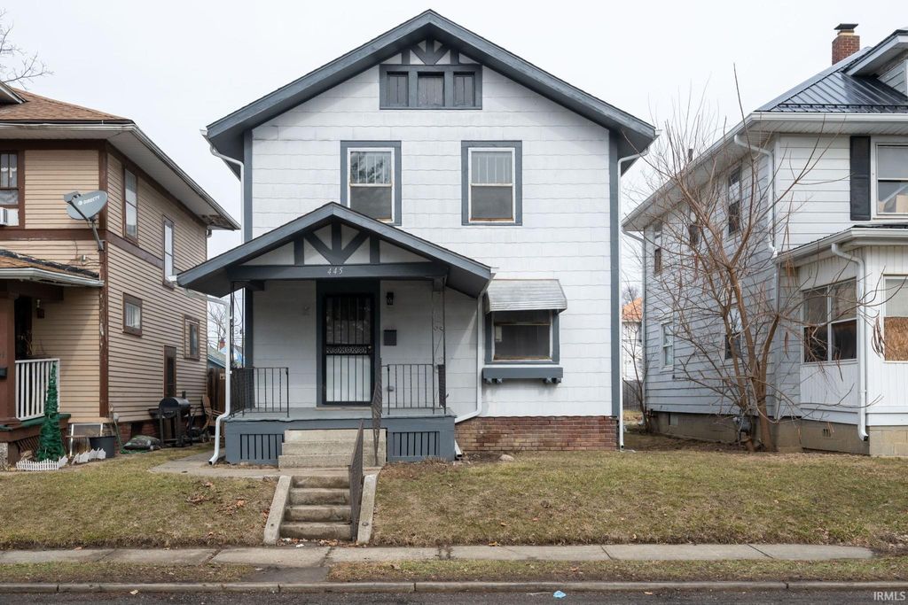 Photo of 445 E Wildwood Avenue, Fort Wayne, IN 46806 (MLS # 202605167)