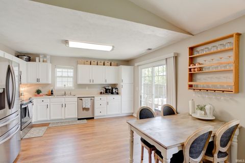 Tiny photo for 9940 Chatteris Road, Evansville, IN 47725 (MLS # 202618480)