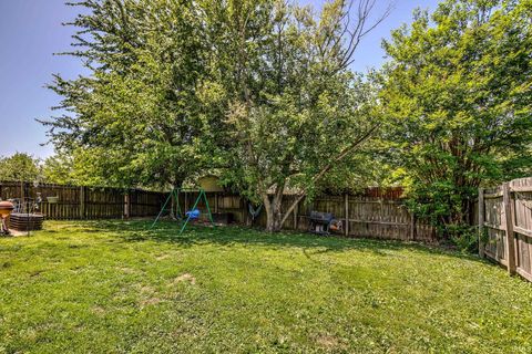 Tiny photo for 9940 Chatteris Road, Evansville, IN 47725 (MLS # 202618480)