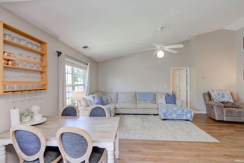 Tiny photo for 9940 Chatteris Road, Evansville, IN 47725 (MLS # 202618480)