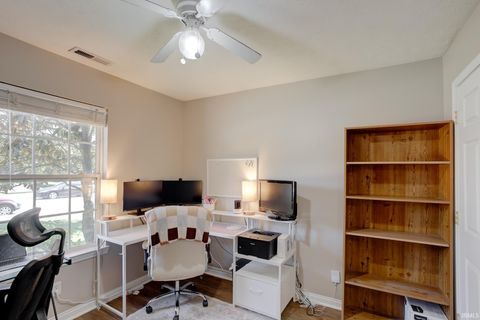 Tiny photo for 9940 Chatteris Road, Evansville, IN 47725 (MLS # 202618480)