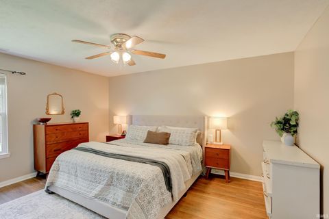 Tiny photo for 9940 Chatteris Road, Evansville, IN 47725 (MLS # 202618480)