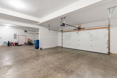 Tiny photo for 14981 Leo Creek Boulevard, Leo, IN 46765 (MLS # 202611975)