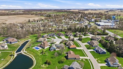 Tiny photo for 11612 Yellowstone Trail, Harlan, IN 46743 (MLS # 202611914)