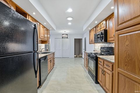 Tiny photo for 11612 Yellowstone Trail, Harlan, IN 46743 (MLS # 202611914)