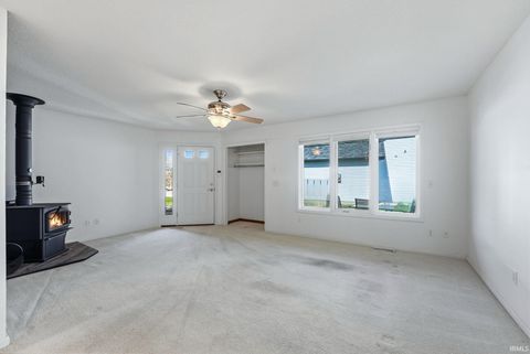 Tiny photo for 11612 Yellowstone Trail, Harlan, IN 46743 (MLS # 202611914)