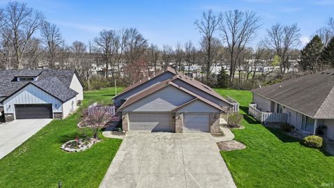 Tiny photo for 11612 Yellowstone Trail, Harlan, IN 46743 (MLS # 202611914)