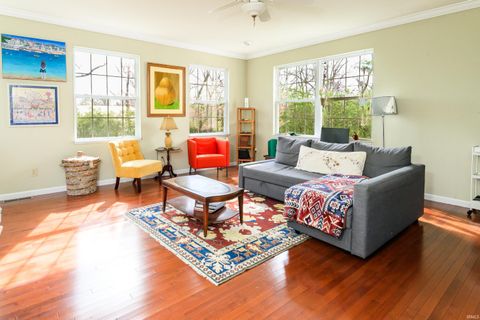 Tiny photo for 420 N Oak Street, Bloomington, IN 47404 (MLS # 202612943)