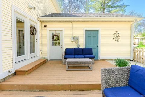 Tiny photo for 420 N Oak Street, Bloomington, IN 47404 (MLS # 202612943)