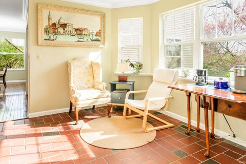 Tiny photo for 420 N Oak Street, Bloomington, IN 47404 (MLS # 202612943)