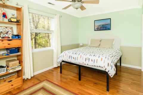 Tiny photo for 420 N Oak Street, Bloomington, IN 47404 (MLS # 202612943)