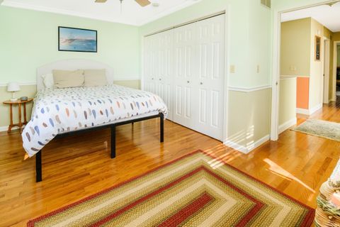 Tiny photo for 420 N Oak Street, Bloomington, IN 47404 (MLS # 202612943)