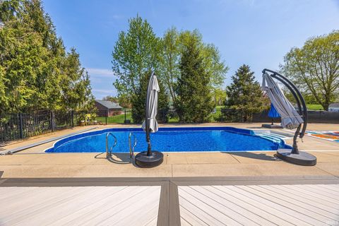 Tiny photo for 880 N Evergreen Drive, Jasper, IN 47546 (MLS # 202612072)