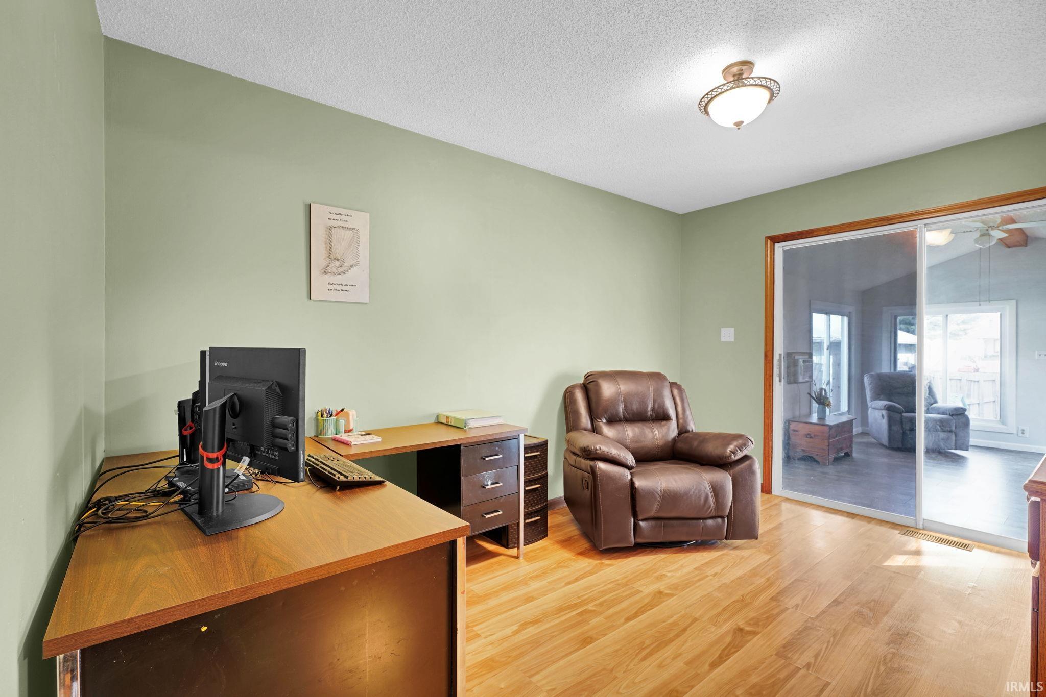 Poseyville, Indiana 47633, United States, 2 Bedrooms Bedrooms, ,2 BathroomsBathrooms,Residential,Active,230255