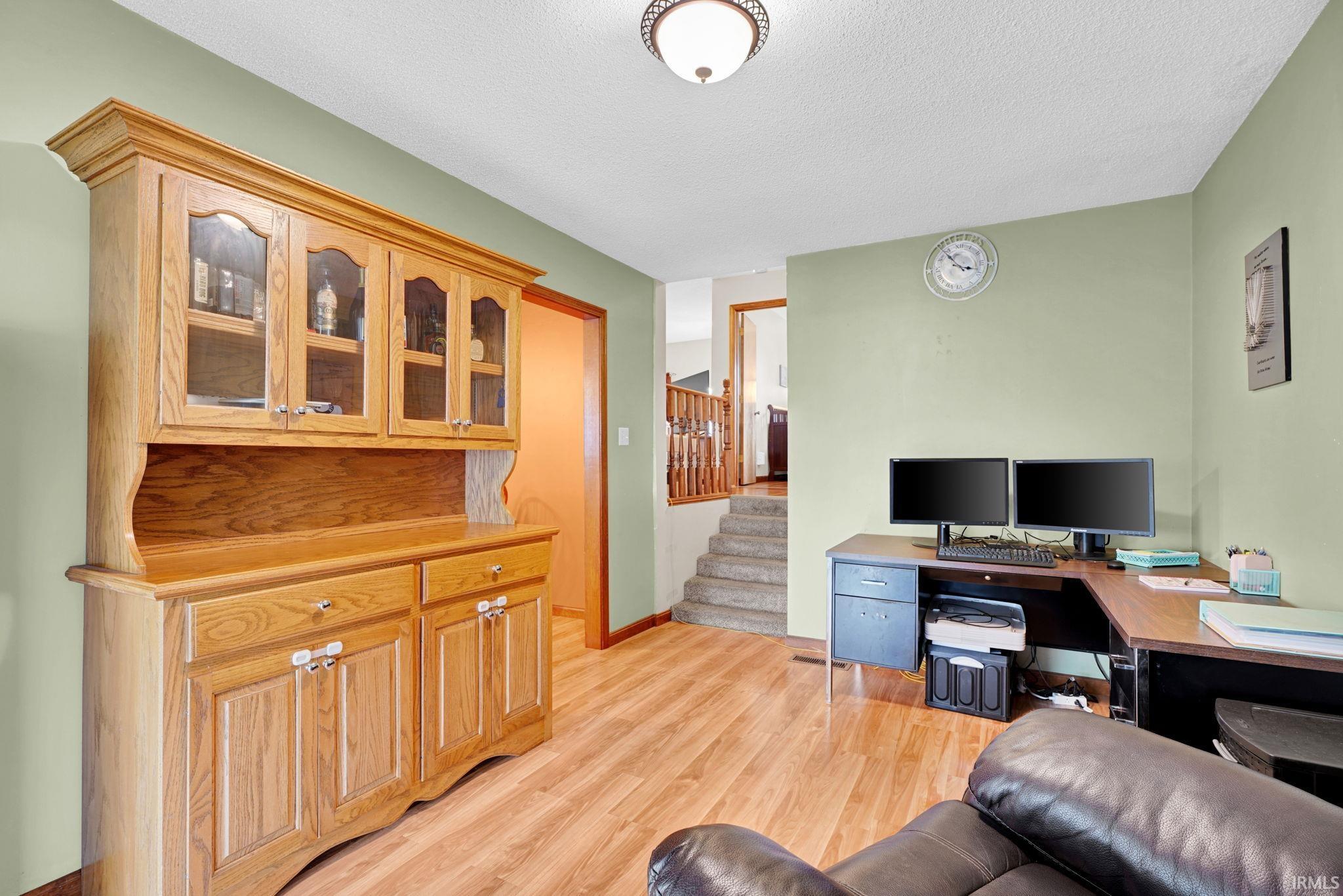 Poseyville, Indiana 47633, United States, 2 Bedrooms Bedrooms, ,2 BathroomsBathrooms,Residential,Active,230255