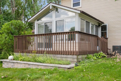Tiny photo for 17971 Tollview Drive, South Bend, IN 46635 (MLS # 202626776)