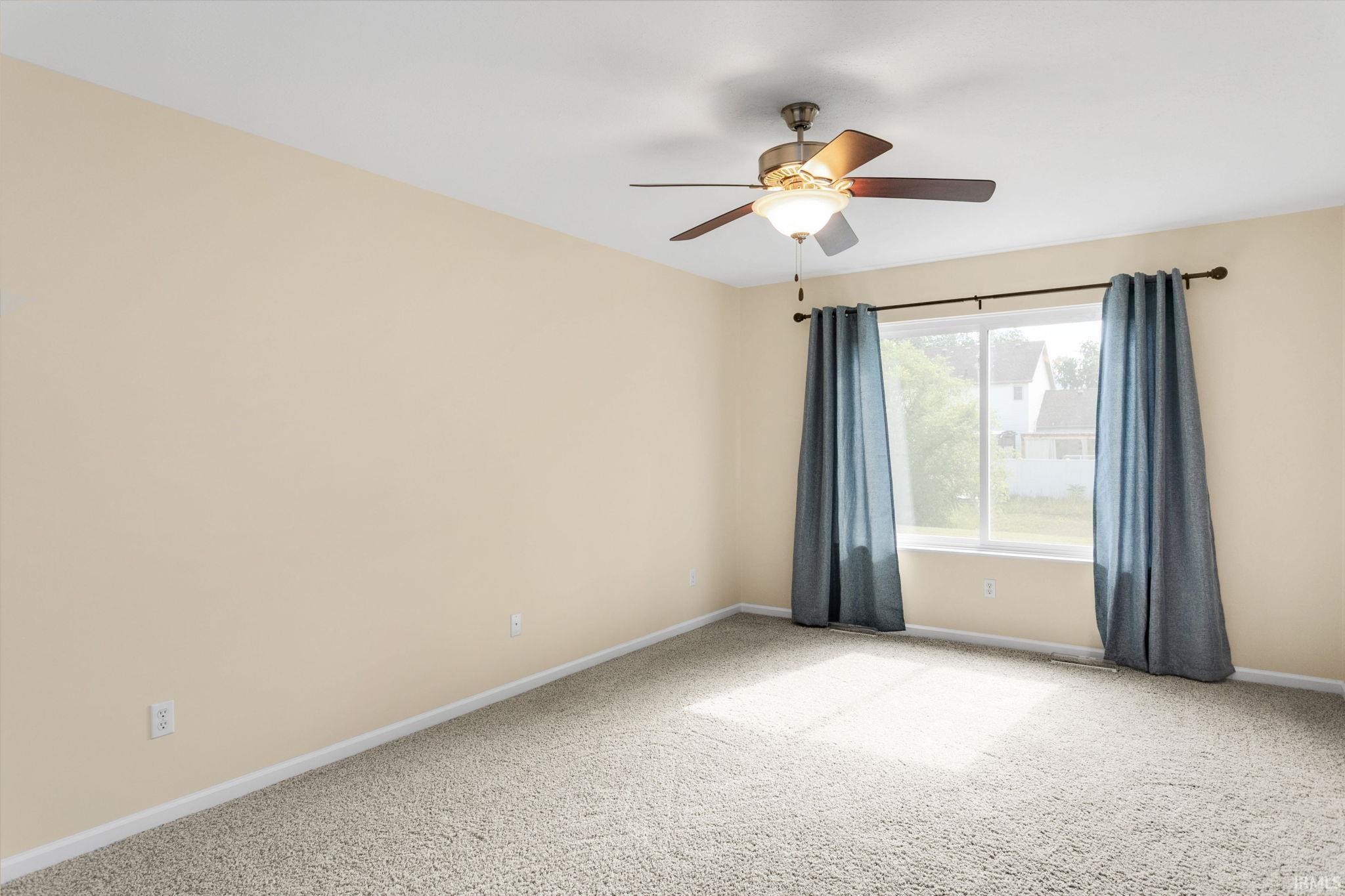 Osceola, Indiana 46561, United States, 3 Bedrooms Bedrooms, ,2 BathroomsBathrooms,Residential,Active,169656