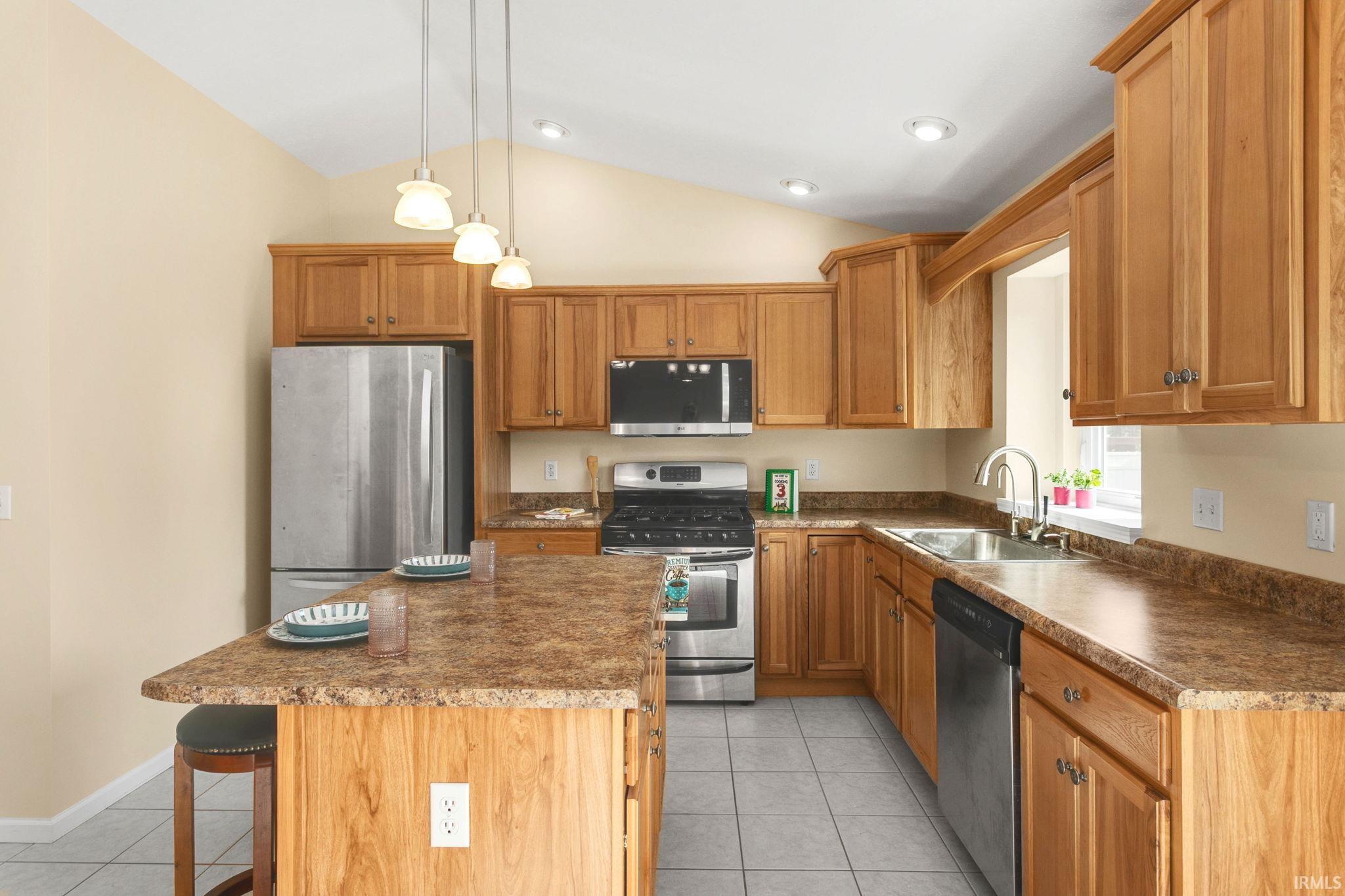 Osceola, Indiana 46561, United States, 3 Bedrooms Bedrooms, ,2 BathroomsBathrooms,Residential,Active,169656