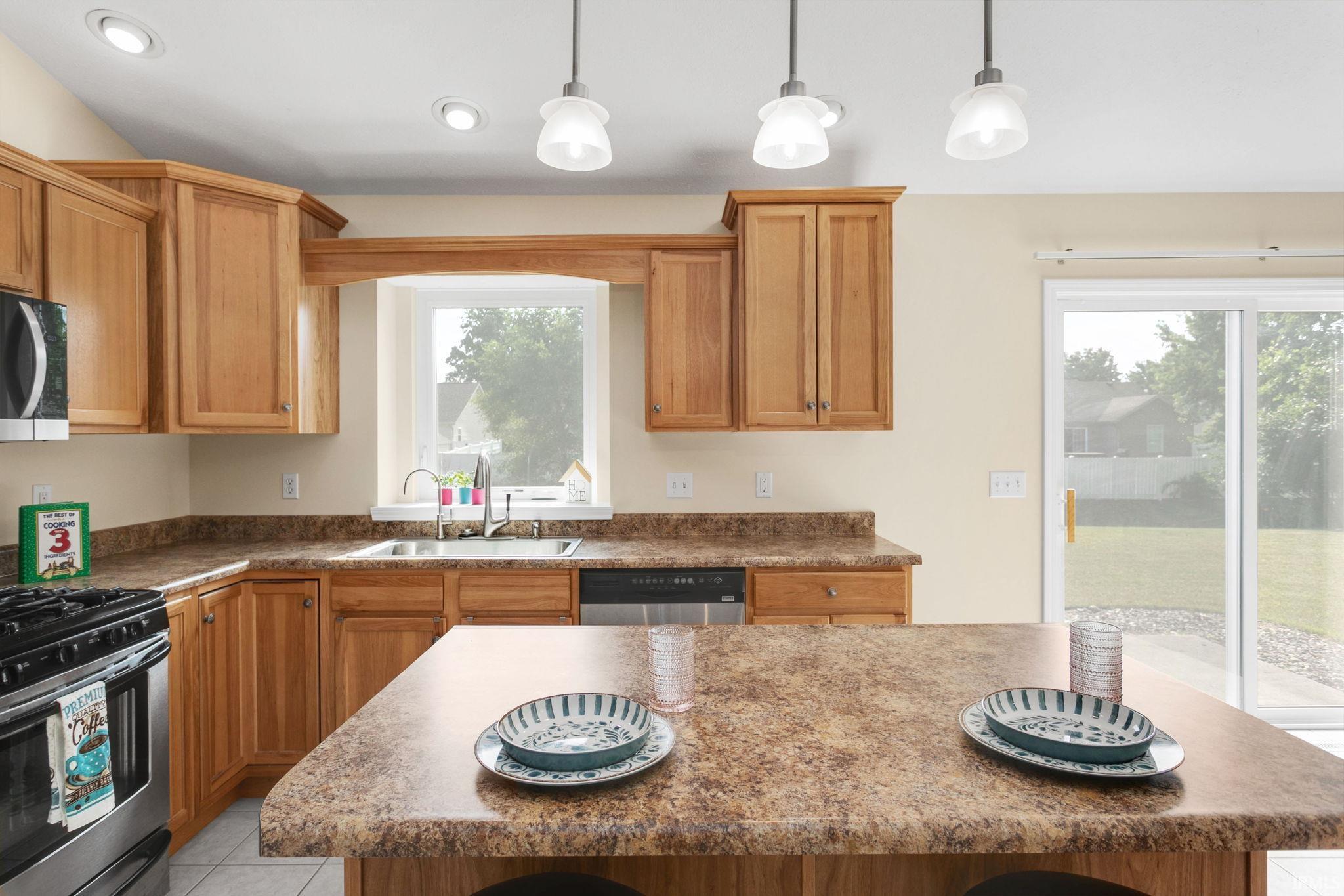 Osceola, Indiana 46561, United States, 3 Bedrooms Bedrooms, ,2 BathroomsBathrooms,Residential,Active,169656