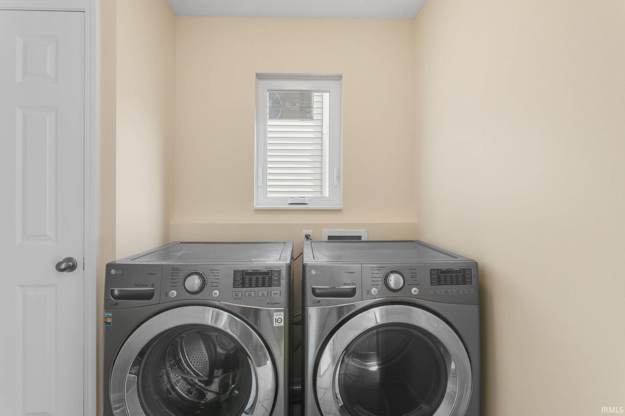 Osceola, Indiana 46561, United States, 3 Bedrooms Bedrooms, ,2 BathroomsBathrooms,Residential,Active,169656