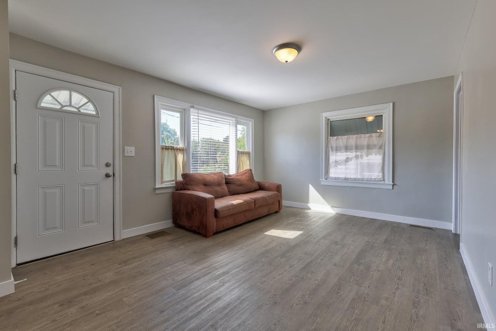 Photo of 3211 Mount Vernon Avenue, Evansville, IN 47712 (MLS # 202638344)