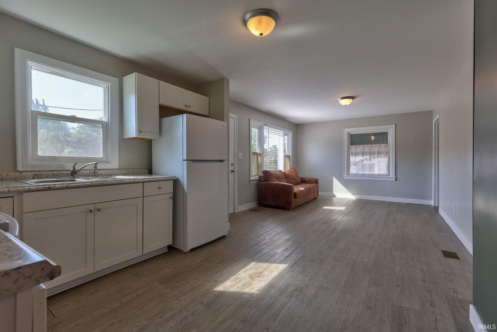 Photo of 3211 Mount Vernon Avenue, Evansville, IN 47712 (MLS # 202638344)