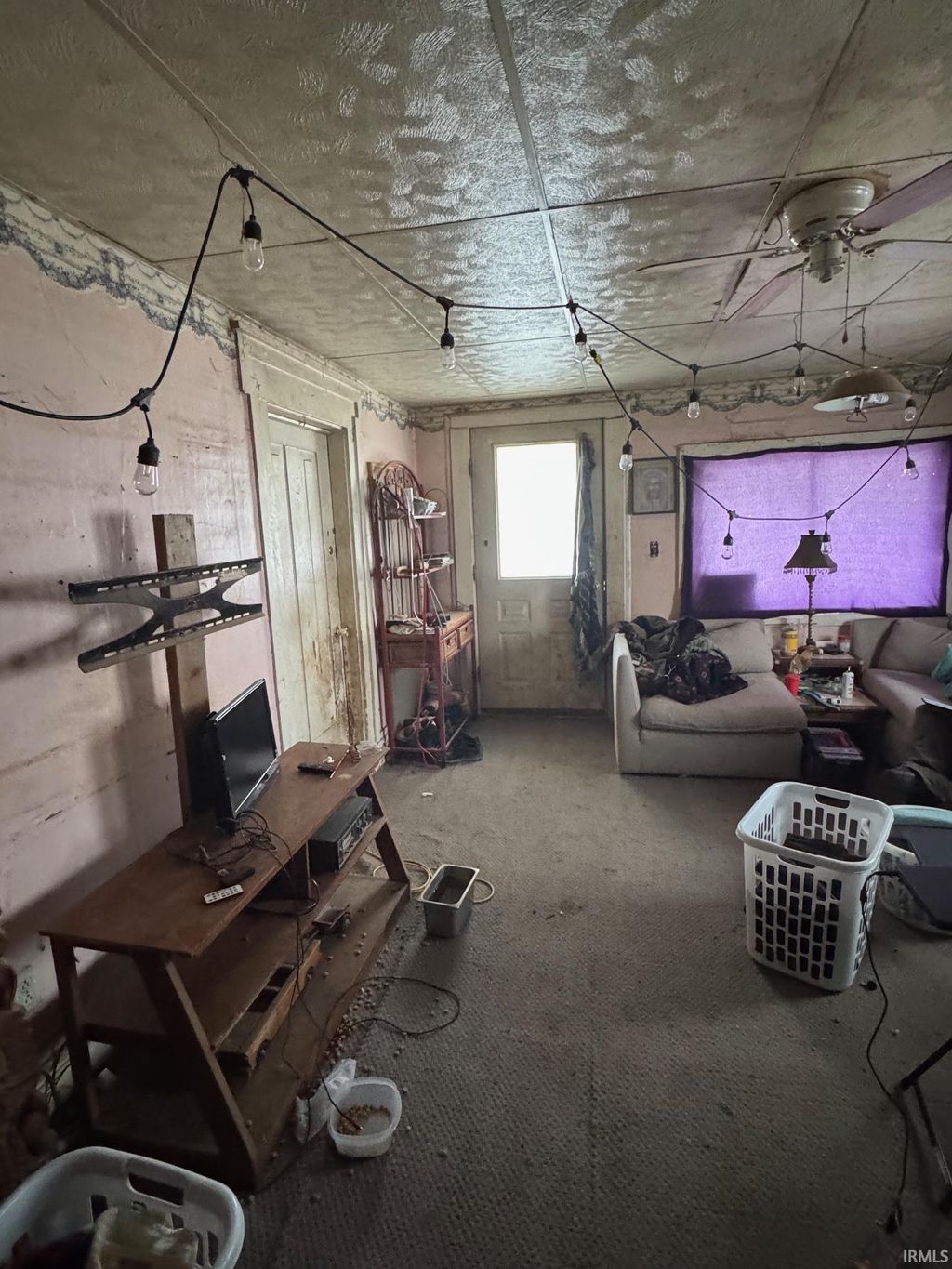 Photo of 806 E summit Street, Attica, IN 47918 (MLS # 202609411)