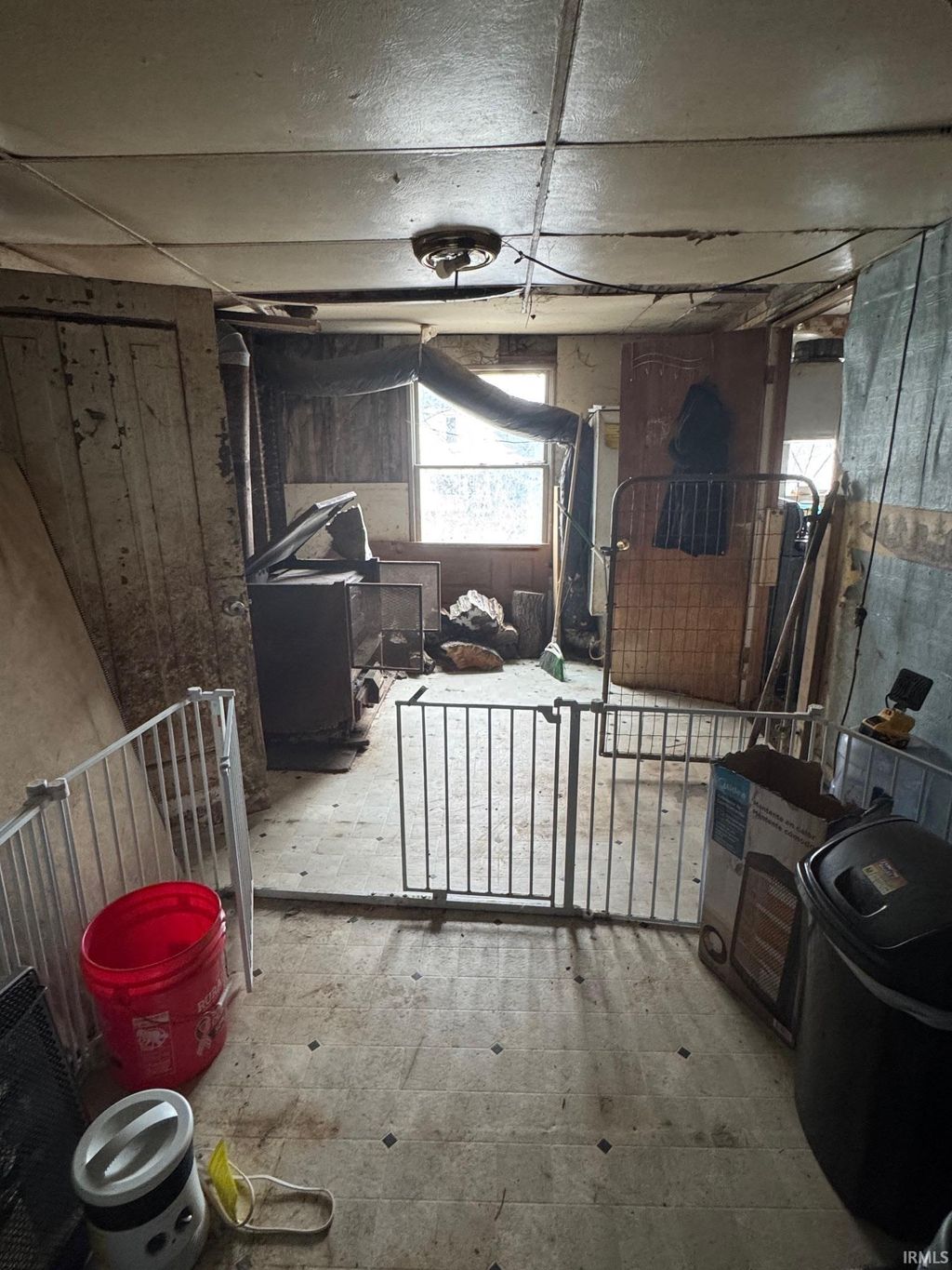 Photo of 806 E summit Street, Attica, IN 47918 (MLS # 202609411)