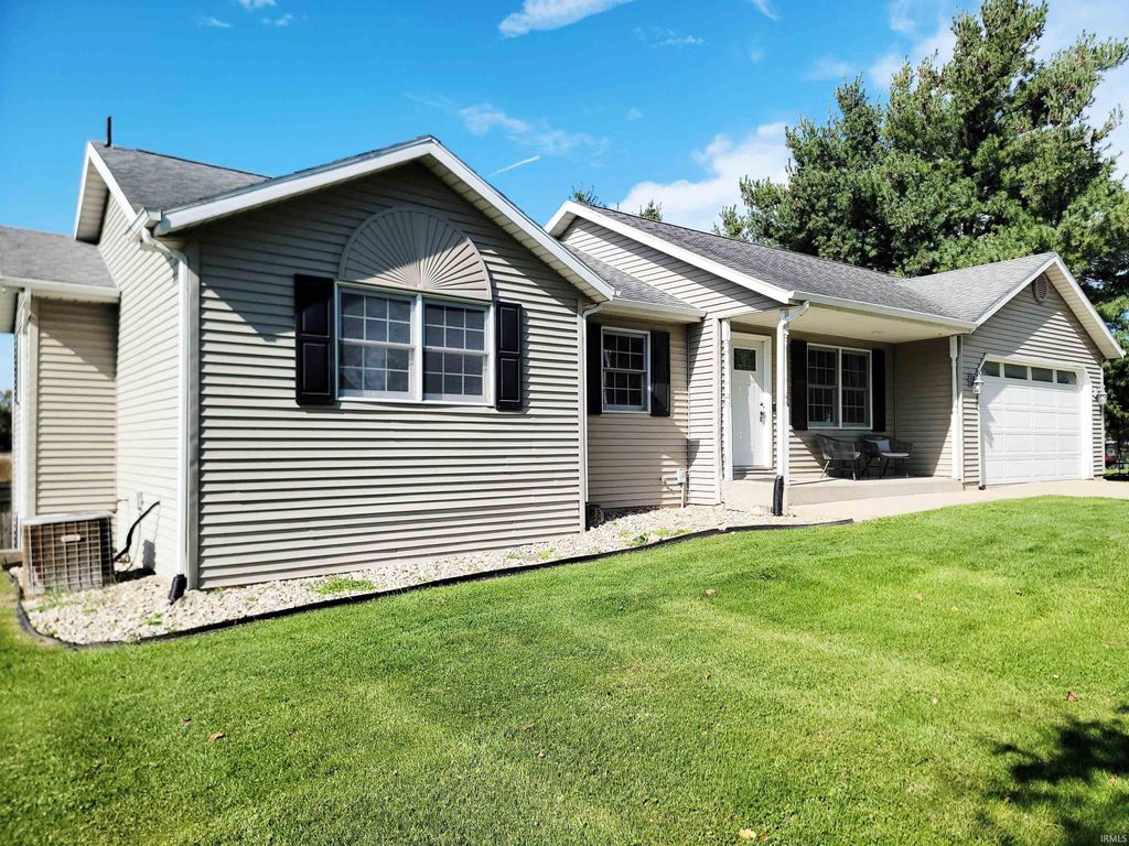 Photo of 59645 County Road 35, Middlebury, IN 46540 (MLS # 202541228)