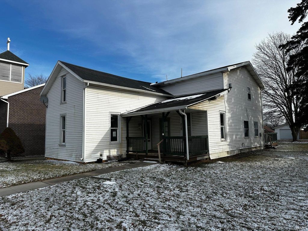 Photo of 218 N Main Street, Topeka, IN 46571 (MLS # 202602032)