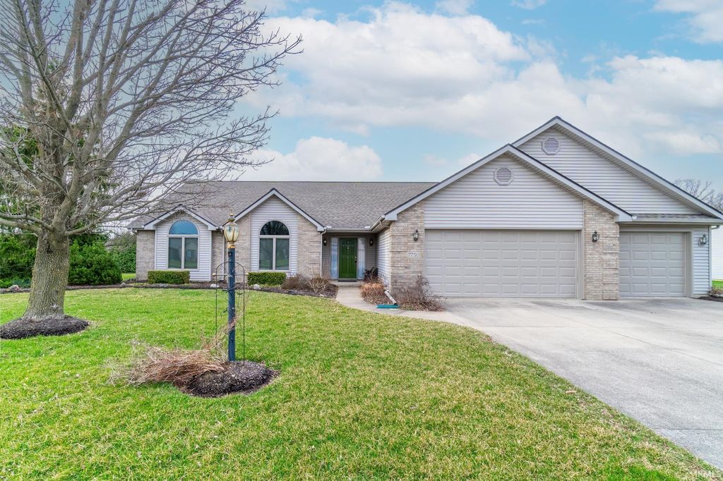 Photo of 7750 E G Antony Dr-92 Drive, Fort Wayne, IN 46818 (MLS # 202609361)