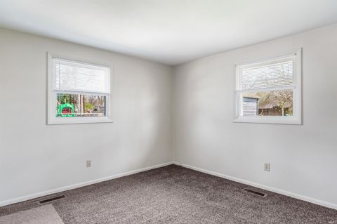 Tiny photo for 3234 Varsity Lane, Fort Wayne, IN 46805 (MLS # 202612316)