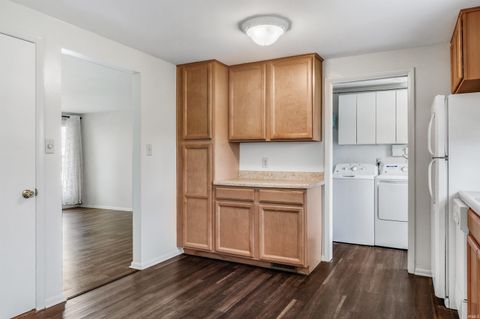 Tiny photo for 3234 Varsity Lane, Fort Wayne, IN 46805 (MLS # 202612316)