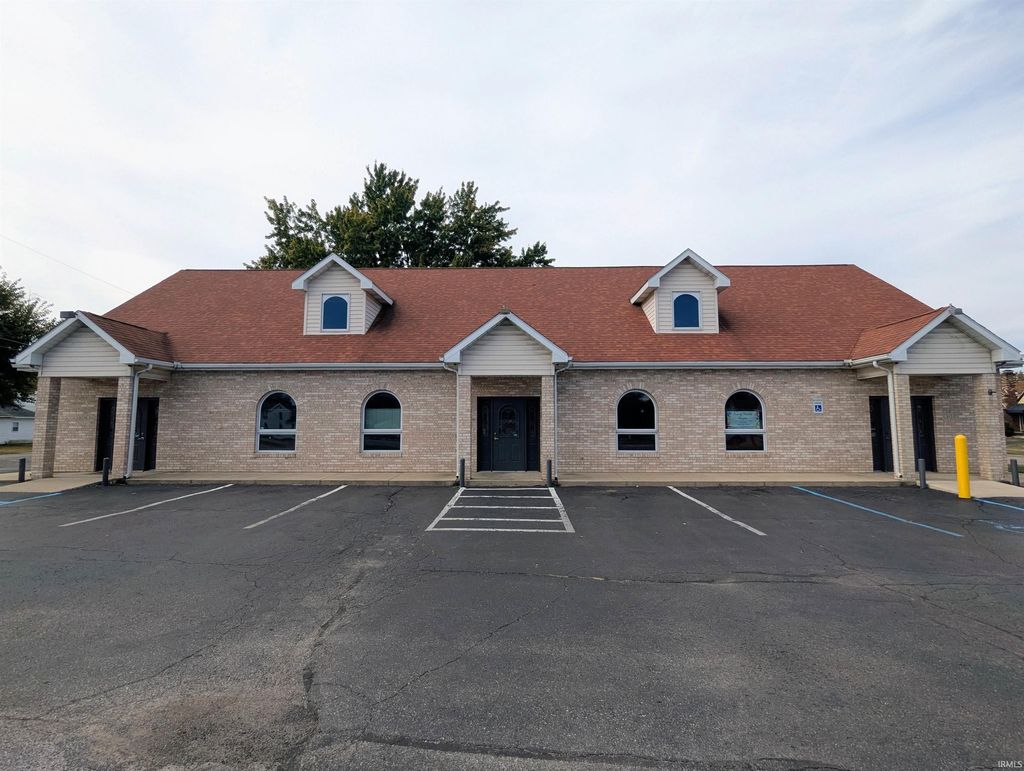 Photo of 306 S Baldwin Avenue, Marion, IN 46952 (MLS # 202545671)
