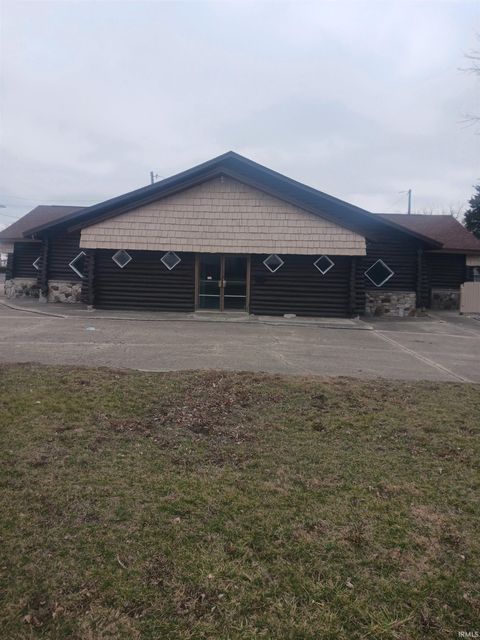 Photo of 1930 N Courtland Street, Kokomo, IN 46901 (MLS # 202605545)