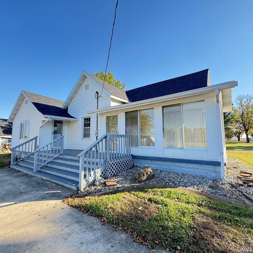Photo of 9500 S CR 900 W, Daleville, IN 47334 (MLS # 202643872)
