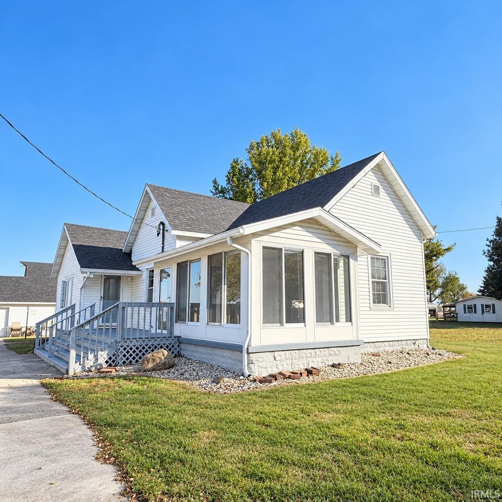 Photo of 9500 S CR 900 W, Daleville, IN 47334 (MLS # 202643872)