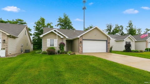 Photo of 7616 Bowlander Way, Fort Wayne, IN 46835 (MLS # 202623043)