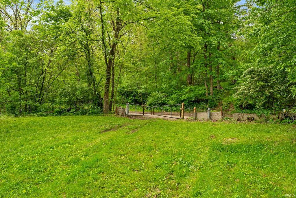Photo of 13960 N Rock Run Church Road, Brazil, IN 47834 (MLS # 202620986)