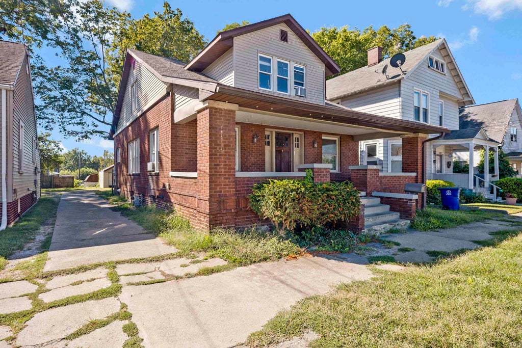 Photo of 219 E State Street, Princeton, IN 47670 (MLS # 202641068)