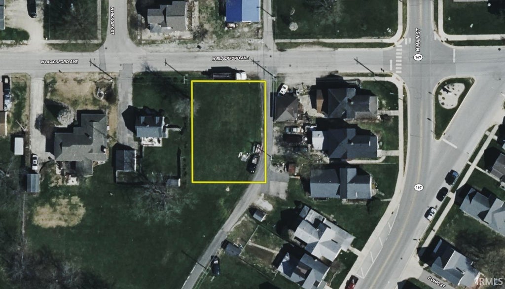 Photo of 119 blackford Avenue, Dunkirk, IN 47336 (MLS # 202639275)