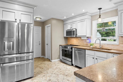 Tiny photo for 5026 Brittania Court, Lafayette, IN 47905 (MLS # 202640684)
